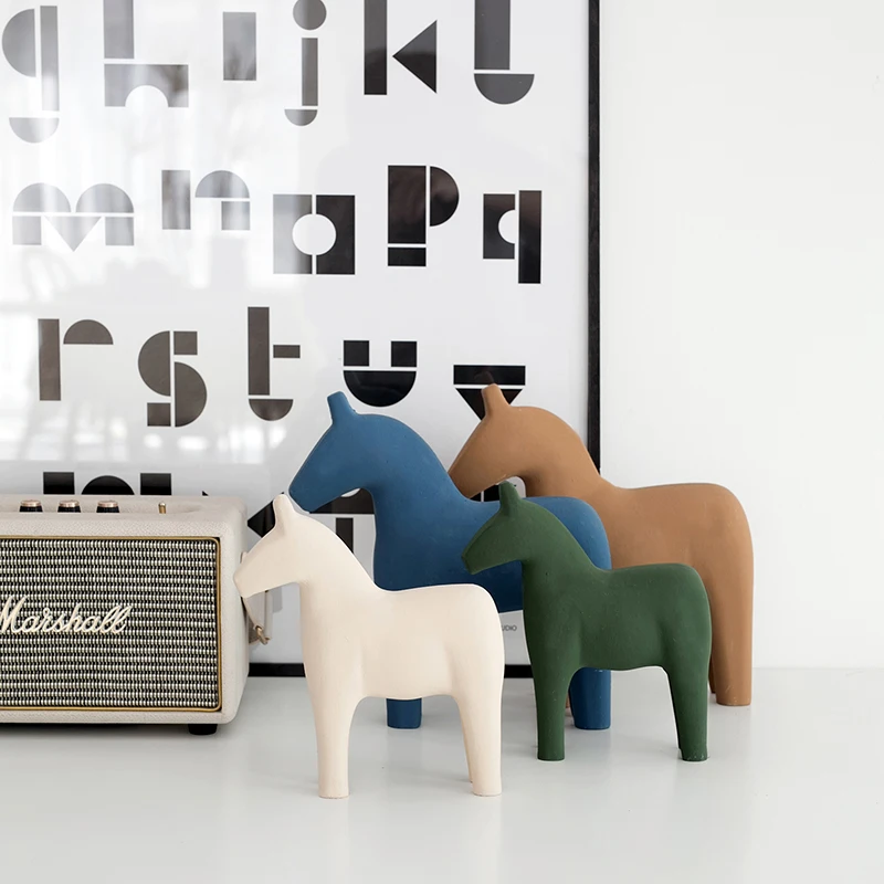 Nordic Wooden Horse Ornaments  - огляд і ціна Home Office Work Table